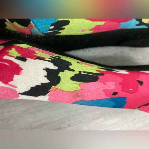 No Call Multicolored Flats 8.5W with Arch Support - Picture 11 of 11